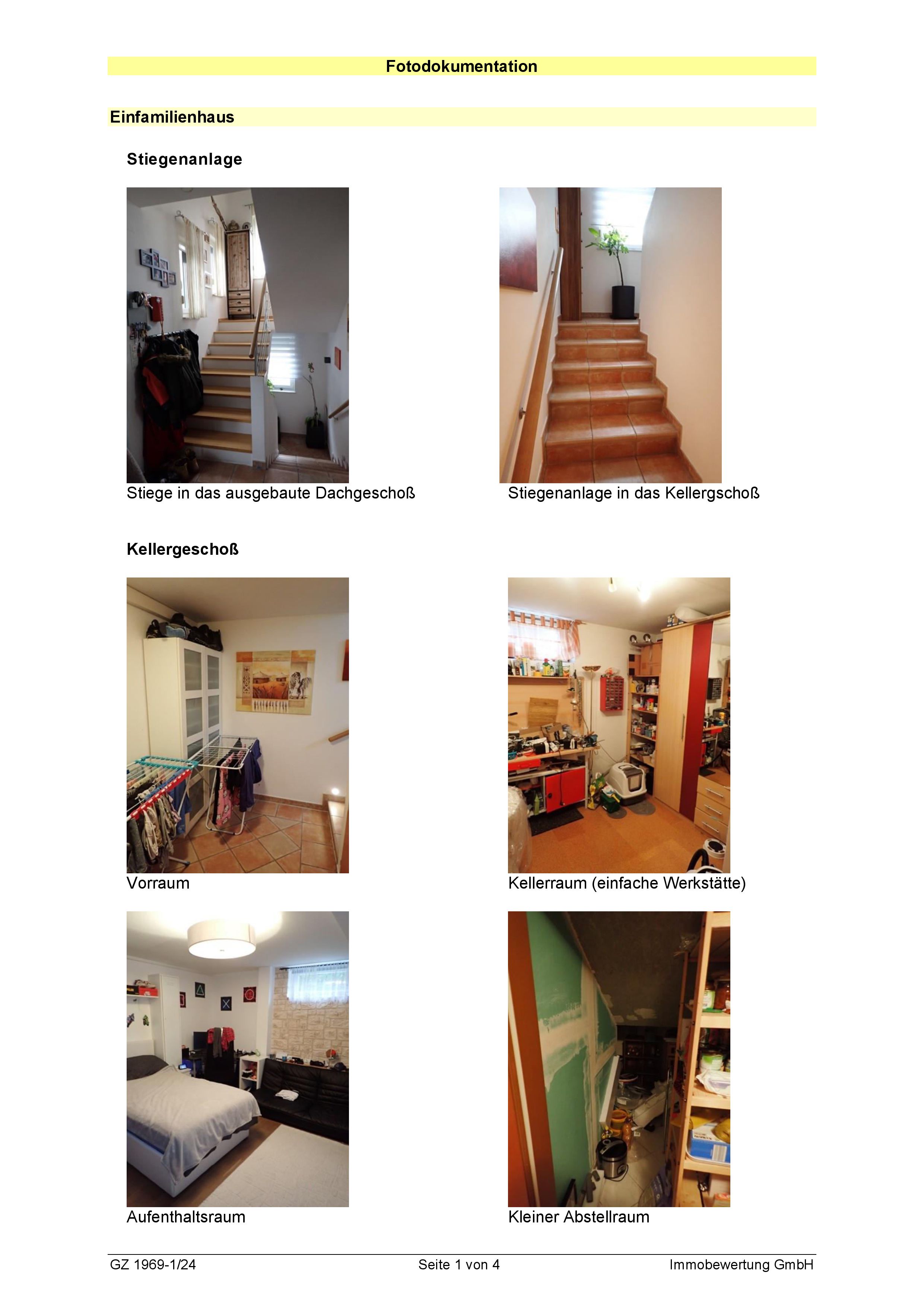 Stiegenanlage im Einfamilienhaus mit Treppen zum ausgebauten Dachgeschoss und Keller.